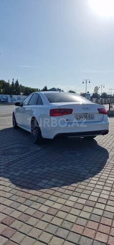 Audi A6 2011, 178,000 km - 2.8 l - Quba