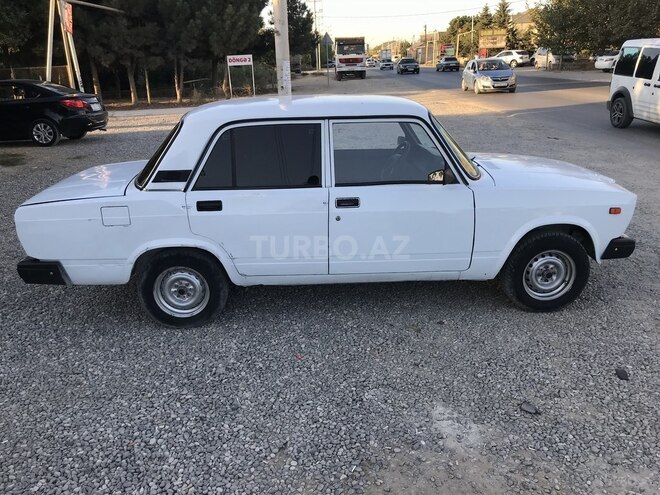LADA (VAZ) 2107 2009, 327,000 km - 1.6 л - Bakı