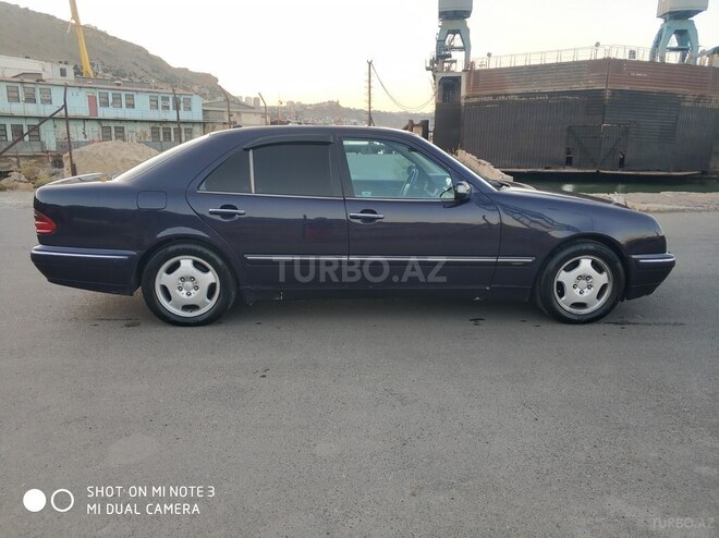 Mercedes E 270 1999, 360,000 km - 2.7 л - Sumqayıt