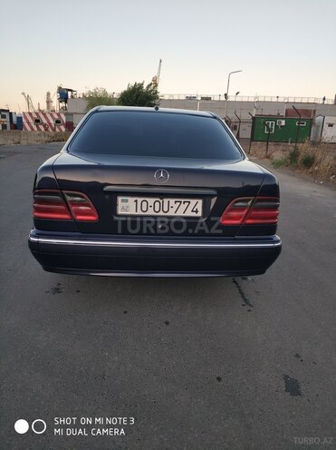 Mercedes E 270 1999, 360,000 km - 2.7 л - Sumqayıt