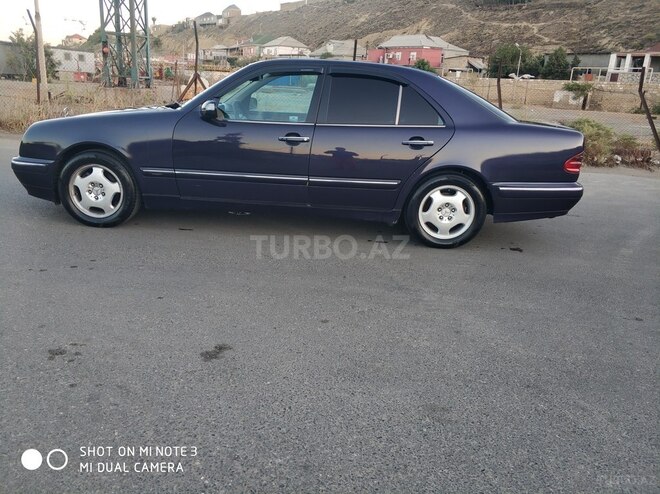 Mercedes E 270 1999, 360,000 km - 2.7 л - Sumqayıt