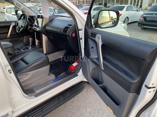 Toyota Prado 2012, 88,000 km - 2.7 l - Bakı