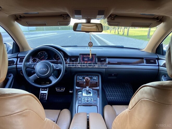 Audi A8 2005, 190,000 km - 4.2 l - Bakı