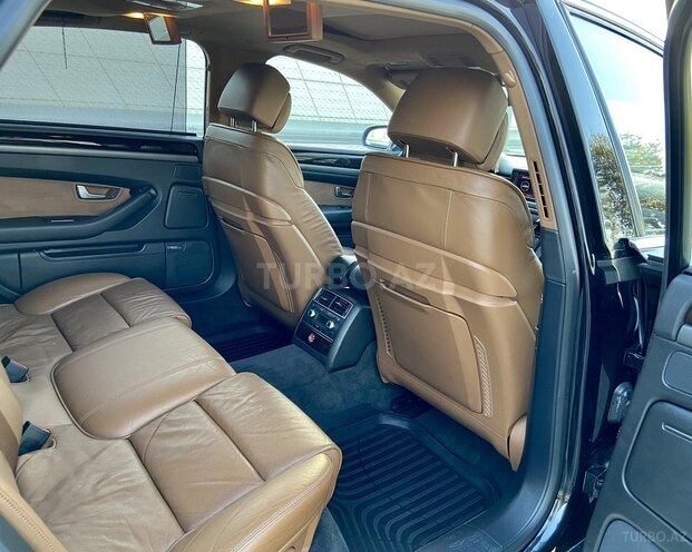 Audi A8 2005, 190,000 km - 4.2 l - Bakı