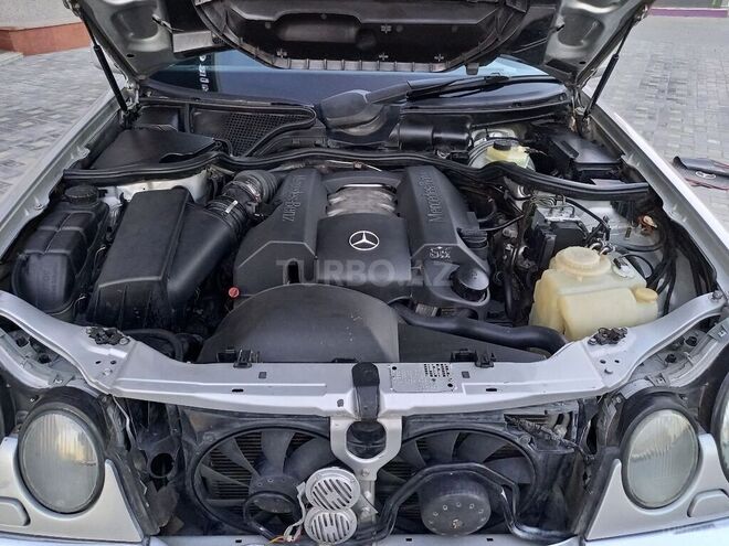 Mercedes E 280 1998, 267,000 km - 2.8 л - Bakı