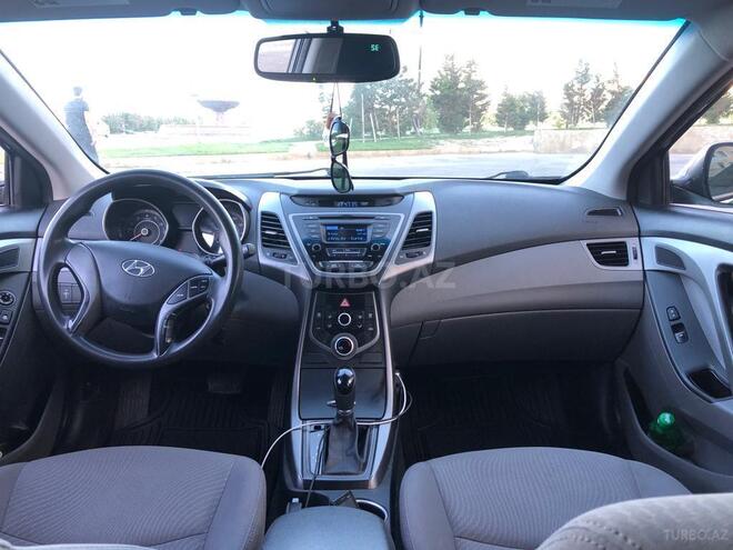 Hyundai Elantra 2015, 189,903 km - 1.8 l - Sumqayıt