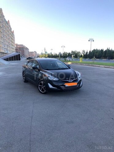 Hyundai Elantra 2015, 189,903 km - 1.8 l - Sumqayıt