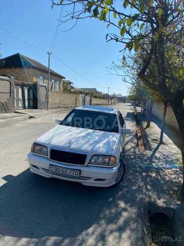 Mercedes C 200 1996, 268,000 km - 2.0 л - Qax