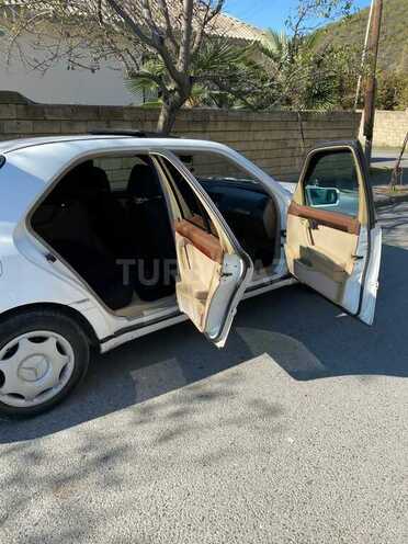 Mercedes C 200 1996, 268,000 km - 2.0 л - Qax