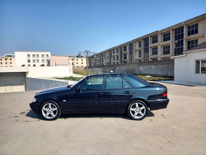 Mercedes C 180 1998, 303,360 km - 1.8 л - Bakı