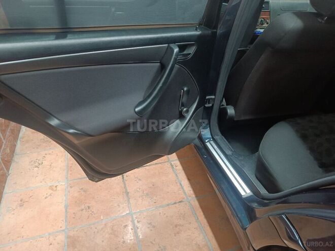 Mercedes C 180 1998, 303,360 km - 1.8 л - Bakı