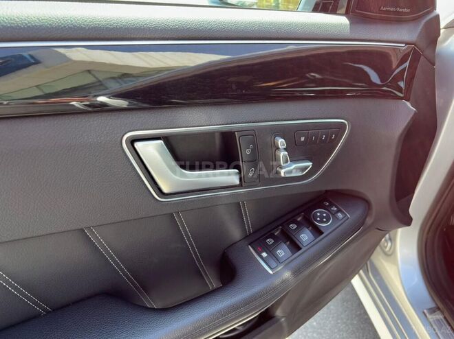 Mercedes E 220 2013, 105,000 km - 2.2 l - Bakı