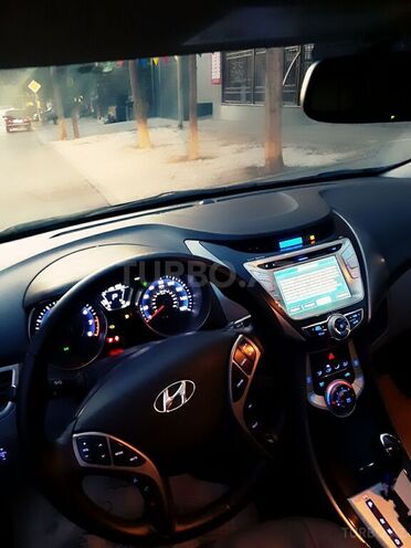 Hyundai Elantra 2011, 313,822 km - 1.8 l - Bakı