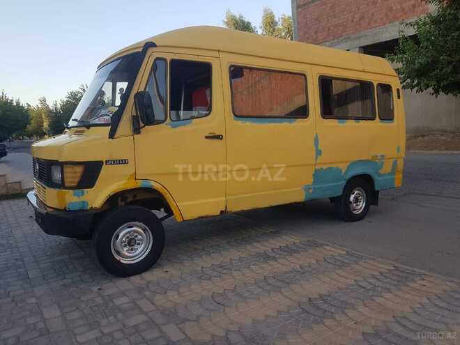 Mercedes 208 D 1994, 298,400 km - 2.3 л - Salyan