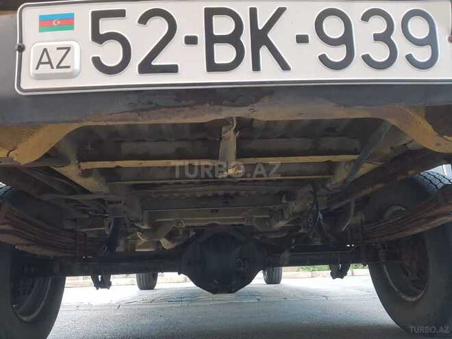 Mercedes 208 D 1994, 298,400 km - 2.3 л - Salyan