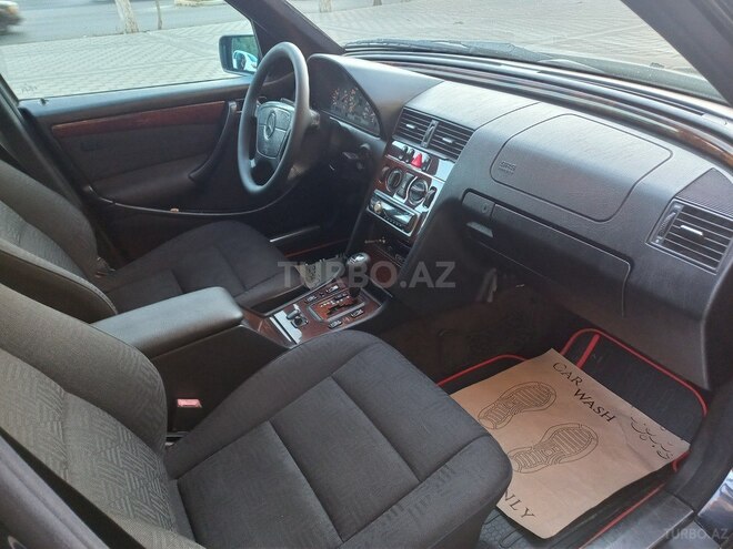 Mercedes C 200 1998, 330,000 km - 2.0 l - Sumqayıt