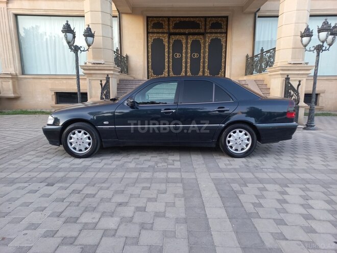 Mercedes C 200 1998, 330,000 km - 2.0 l - Sumqayıt
