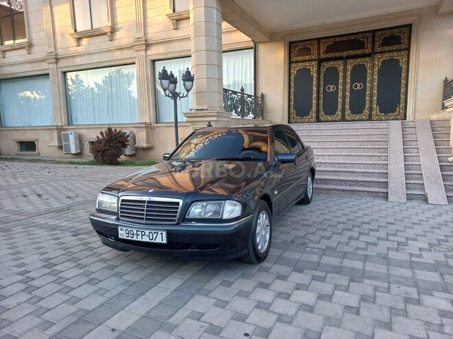 Mercedes C 200 1998, 330,000 km - 2.0 l - Sumqayıt