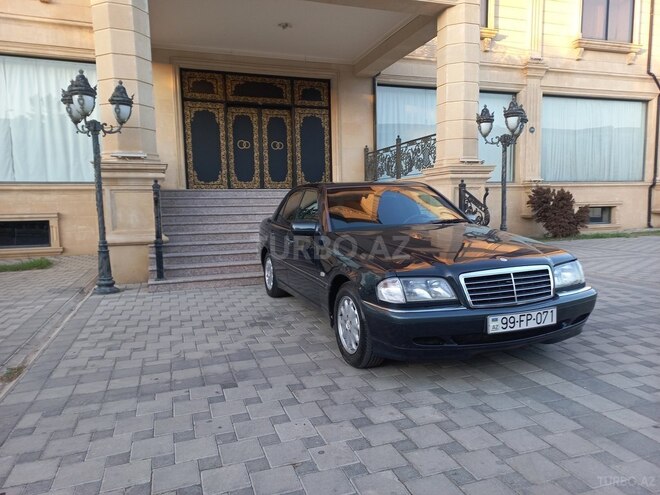 Mercedes C 200 1998, 330,000 km - 2.0 l - Sumqayıt
