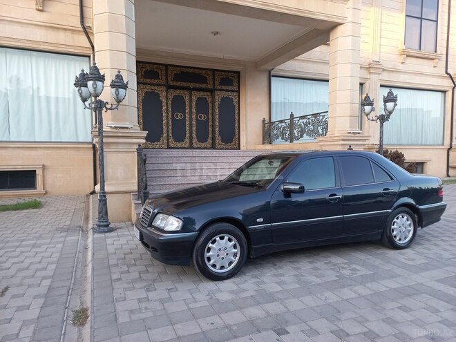Mercedes C 200 1998, 330,000 km - 2.0 l - Sumqayıt