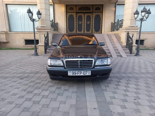 Mercedes C 200 1998, 330,000 km - 2.0 l - Sumqayıt