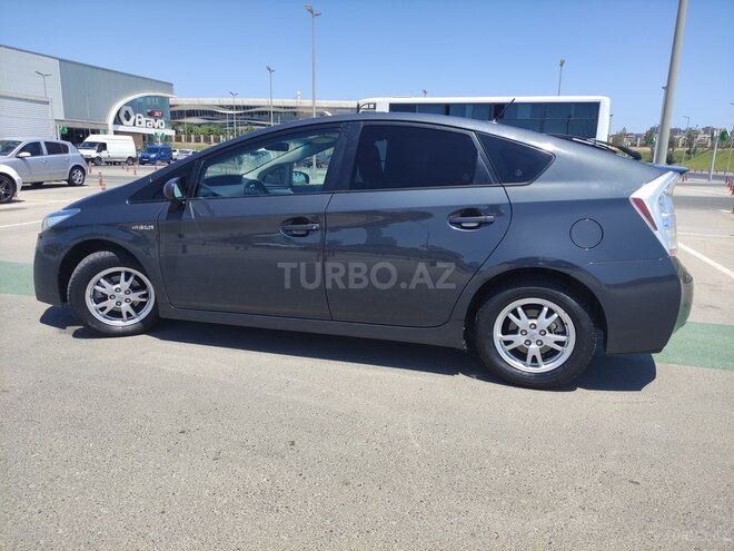 Toyota Prius 2010, 133,000 km - 1.8 l - Bakı
