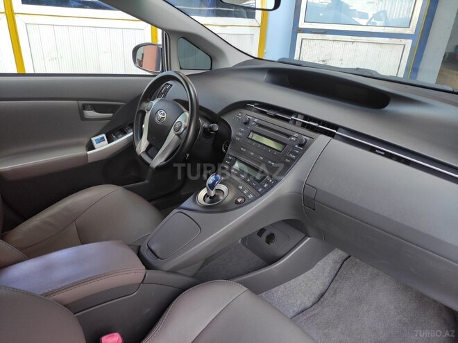 Toyota Prius 2010, 133,000 km - 1.8 l - Bakı