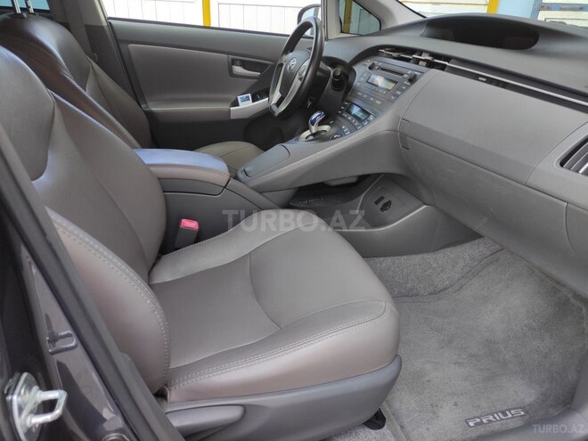 Toyota Prius 2010, 133,000 km - 1.8 l - Bakı