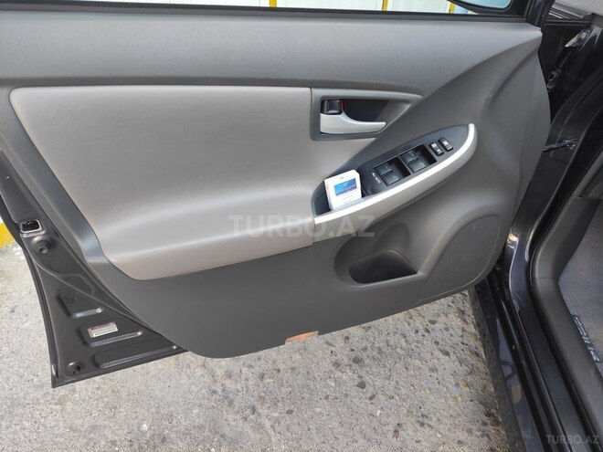 Toyota Prius 2010, 133,000 km - 1.8 l - Bakı