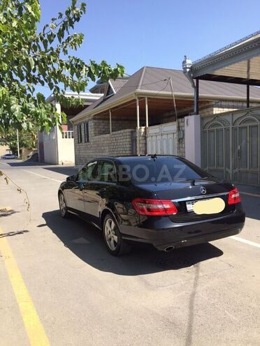 Mercedes E 200 2012, 197,200 km - 1.8 l - Yevlax