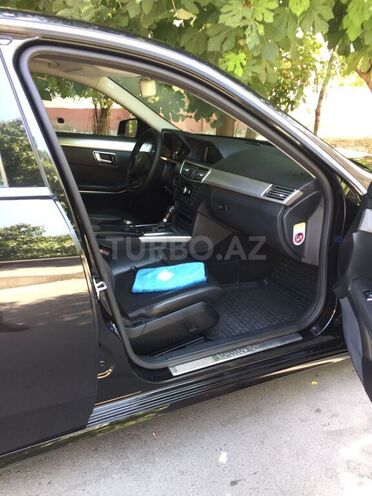 Mercedes E 200 2012, 197,200 km - 1.8 l - Yevlax