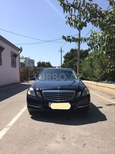 Mercedes E 200 2012, 197,200 km - 1.8 l - Yevlax
