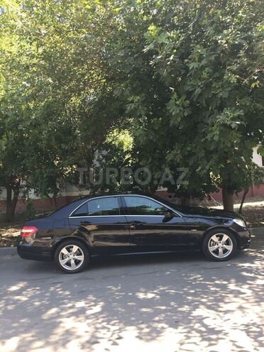 Mercedes E 200 2012, 197,200 km - 1.8 l - Yevlax
