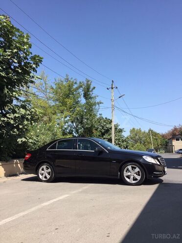 Mercedes E 200 2012, 197,200 km - 1.8 l - Yevlax