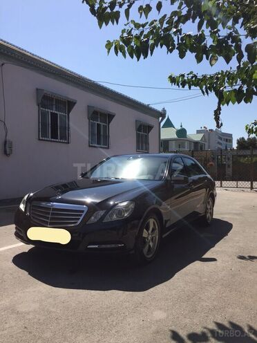 Mercedes E 200 2012, 197,200 km - 1.8 l - Yevlax