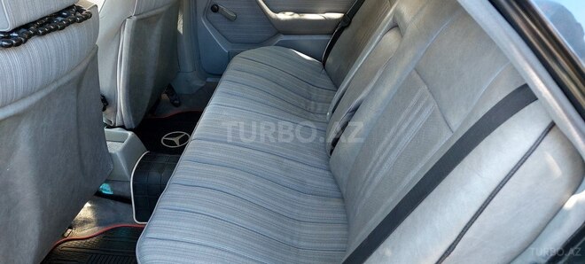 Mercedes E 200 1989, 370,000 km - 2.0 л - Bakı