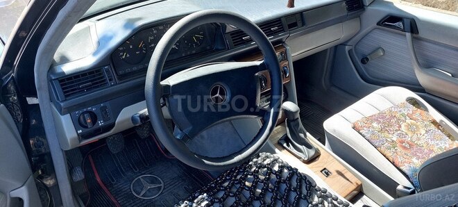 Mercedes E 200 1989, 370,000 km - 2.0 л - Bakı