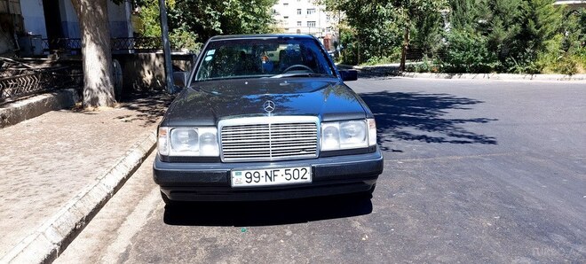Mercedes E 200 1989, 370,000 km - 2.0 л - Bakı