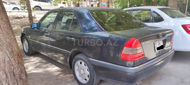 Mercedes C 230 1997, 295,000 km - 2.3 л - Bakı