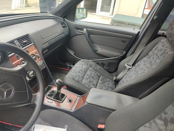 Mercedes C 180 1998, 350,000 km - 1.8 l - Ağcabədi