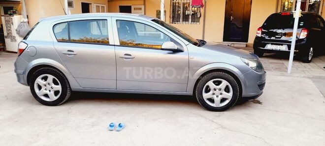 Opel Astra 2006, 160,000 km - 1.3 l - Bakı