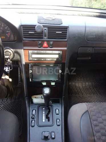 Mercedes C 200 1996, 260,000 km - 2.0 l - Bakı