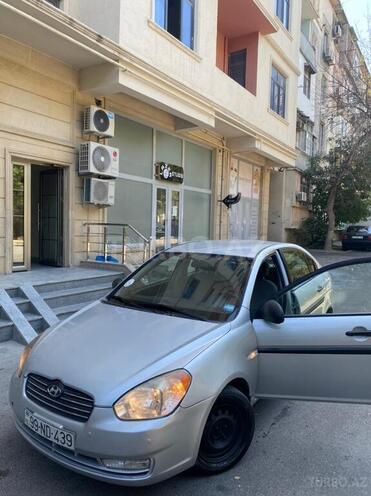 Hyundai Accent 2009, 300,000 km - 1.4 l - Bakı