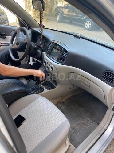 Hyundai Accent 2009, 300,000 km - 1.4 l - Bakı