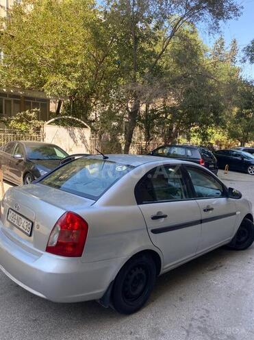 Hyundai Accent 2009, 300,000 km - 1.4 l - Bakı