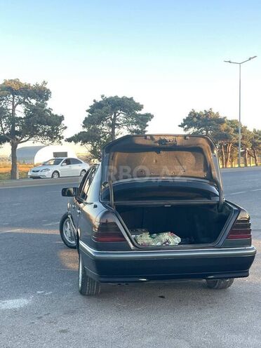 Mercedes C 230 1997, 225,839 km - 2.3 л - Bakı