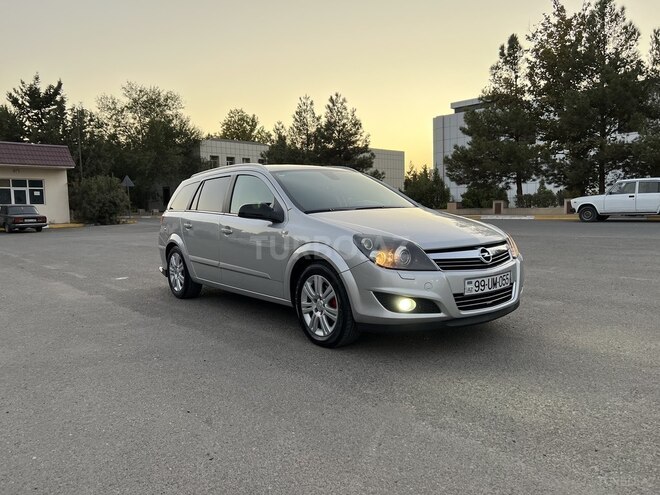 Opel Astra 2009, 199,000 km - 1.6 l - Beyləqan