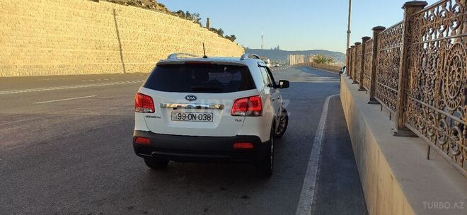 Kia Sorento 2011, 216,000 km - 2.0 l - Bakı