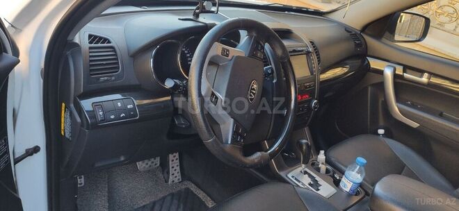 Kia Sorento 2011, 216,000 km - 2.0 l - Bakı