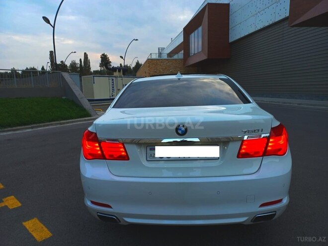 BMW 750 2010, 133,500 km - 4.4 л - Bakı